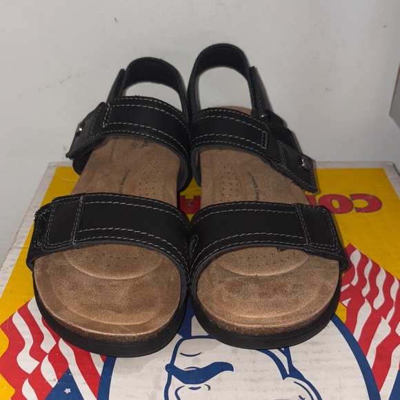 Clarks Black and Tan Women's Sandals size 6.5M - Picture 2 of 6